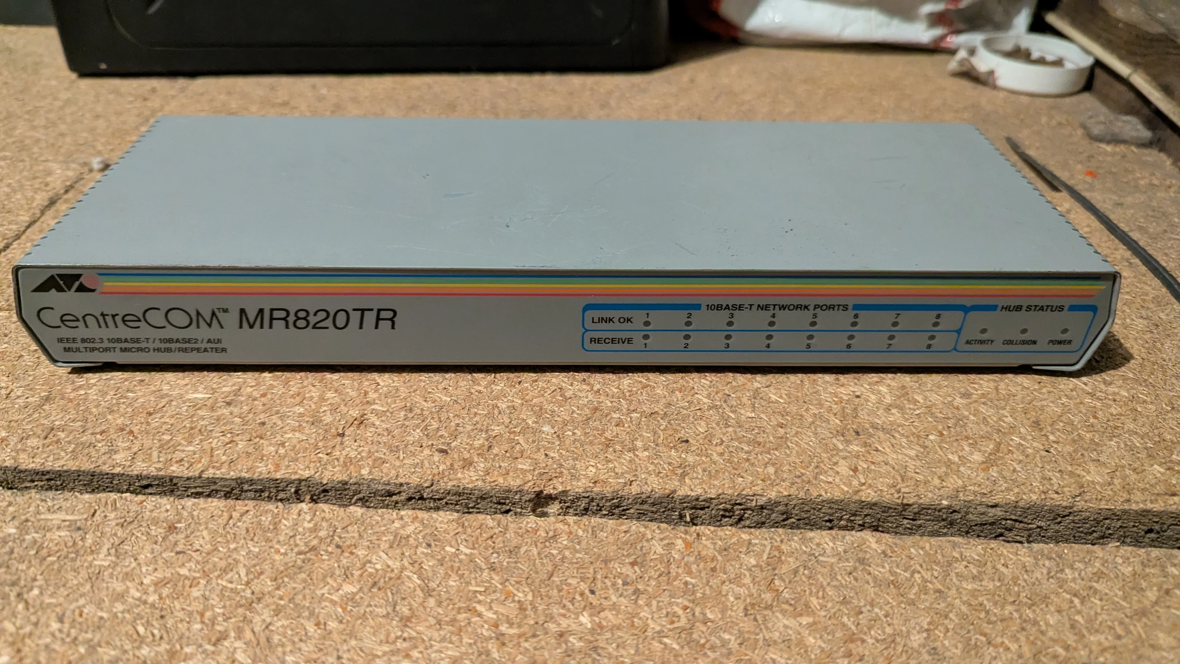 VIA AT-MR820TR 8 ports 10 Mbps (Ethernet)
